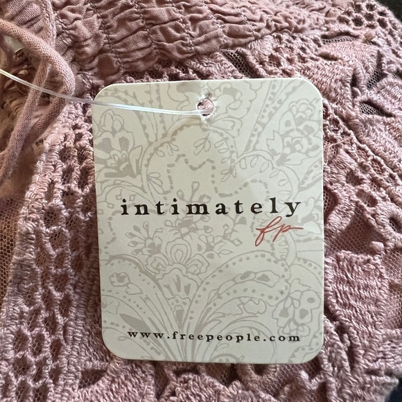 Intimately Free People FP One Lyra Rose Crochet Bralette‎ Size Small NEW - Picture 8 of 12